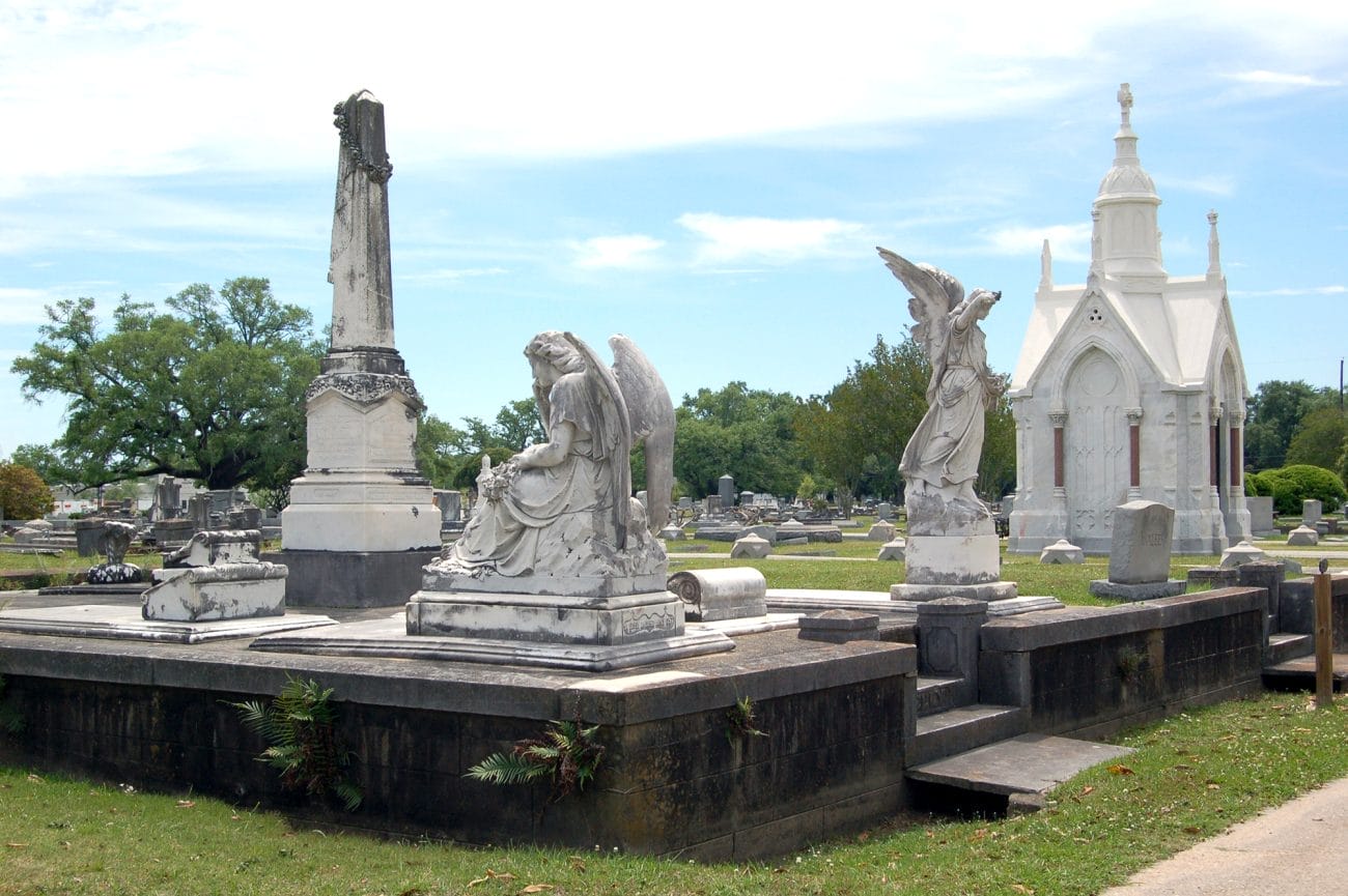 Nineteenth-Century Funerary Monuments