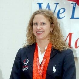Margaret Hoelzer 