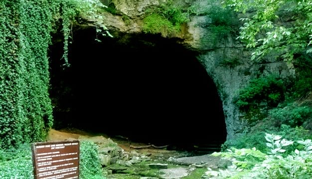 Sauta Cave