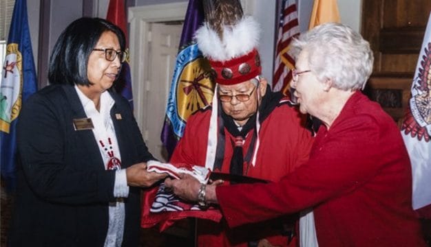 Gov. Kay Ivey and Alabama-Coushatta Leaders